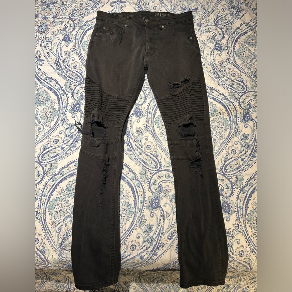 Black distressed jeans